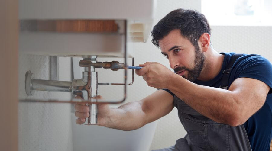 Sink pipe leak repair in Universal, IN